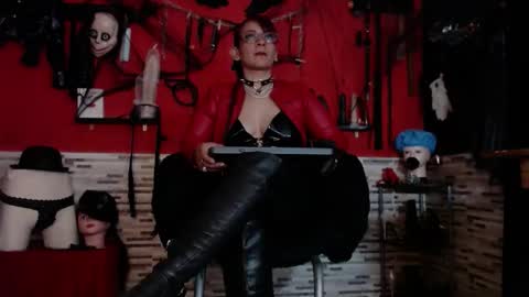 Mistress Miranda online show from 11.02.25