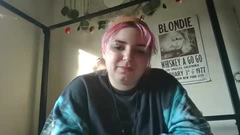 Snapshot of miss_miseryxo chatting on 05.08.26 bri online show from 05.08.26