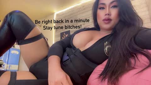 Snapshot of miss_miyuka chatting on 06.08.26 THE DEVIL CALL ME MASTER online show from 06.08.26