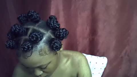 miss_rihanna2 online show from 10.19.25