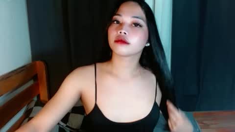 Snapshot of miss_sheimy chatting on 10.08.25 miss_sheimy online show from 10.08.25