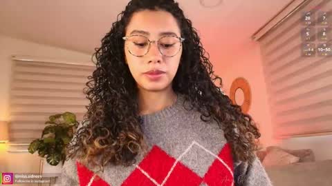 Amy Olivera online show from 04.14.26