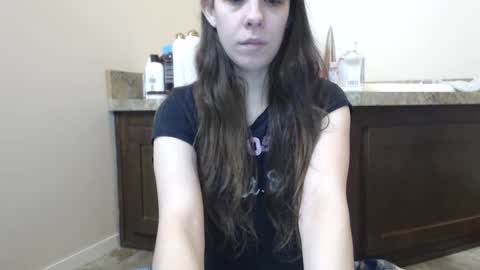 Snapshot of miss_sunshine01 chatting on 01.31.25 Bella online show from 01.31.25