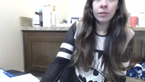 Snapshot of miss_sunshine01 chatting on 02.11.25 Bella online show from 02.11.25