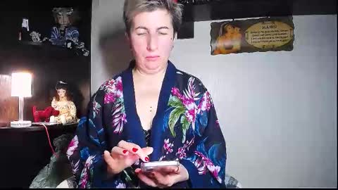 miss_tasha_kom online show from 11.14.25