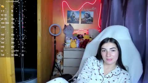 Snapshot of miss_tasy chatting on 09.30.25 Melanie January 15th is my birthday there will be an interesting show online show from 09.30.25