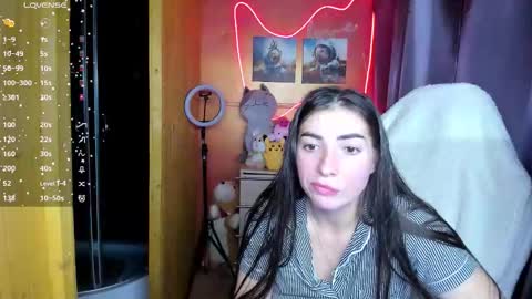 Snapshot of miss_tasy chatting on 10.12.25 Melanie January 15th is my birthday there will be an interesting show online show from 10.12.25