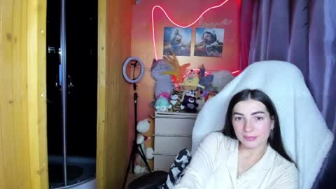 Snapshot of miss_tasy chatting on 04.26.26 Melanie January 15th is my birthday there will be an interesting show online show from 04.26.26