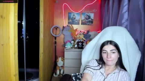 Snapshot of miss_tasy chatting on 06.02.26 Melanie January 15th is my birthday there will be an interesting show online show from 06.02.26
