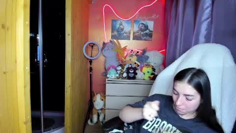 Snapshot of miss_tasy chatting on 06.04.26 Melanie January 15th is my birthday there will be an interesting show online show from 06.04.26