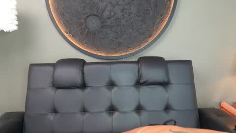 Vaiolette online show from 01.12.26