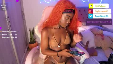 Snapshot of miss_west chatting on 02.27.25 Tay Tay Independent Model   online show from 02.27.25