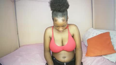 Snapshot of miss_worldfire chatting on 05.22.26 miss_worldfire online show from 05.22.26