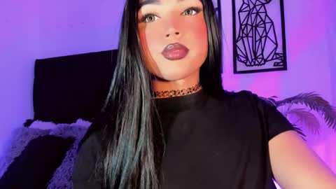 Snapshot of miss_zz chatting on 12.13.25 miss_zz online show from 12.13.25