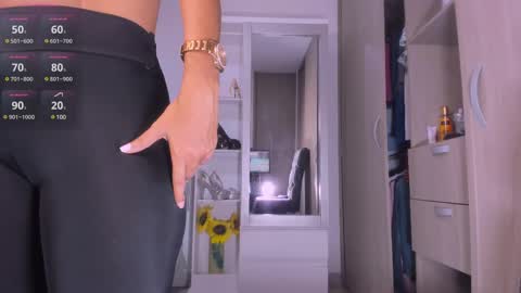 Ameliahs online show from 03.04.25