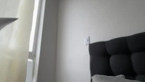 Ameliahs online show from 12.04.25