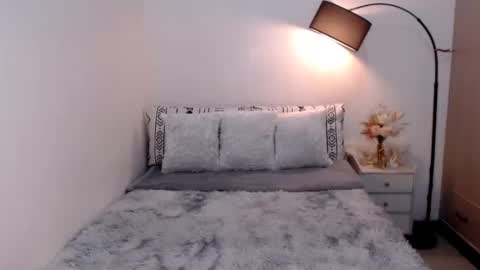 Snapshot of missaubreyfox chatting on 12.06.24 Ms. Aubrey Fox online show from 12.06.24