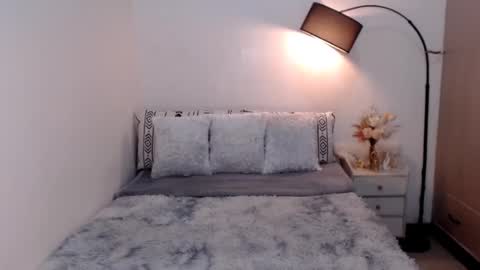 Snapshot of missaubreyfox chatting on 12.07.24 Ms. Aubrey Fox online show from 12.07.24