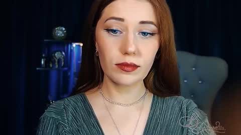 The divine Beverly online show from 04.04.26