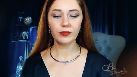 Snapshot of missbeverlymills chatting on 04.25.26 The divine Beverly online show from 04.25.26