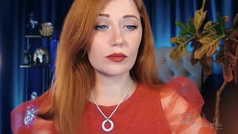 Snapshot of missbeverlymills chatting on 05.24.26 The divine Beverly online show from 05.24.26