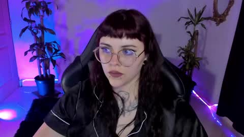 Missy Charlottte.  Hey remember to give me a thumbs up ty online show from 03.05.25