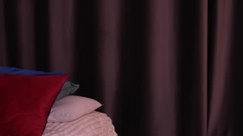 Claire online show from 05.02.26
