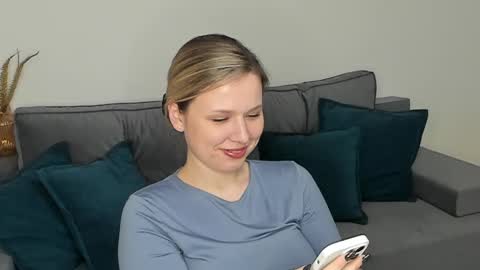 Miss Darina Ross online show from 01.29.25