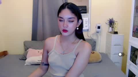 Snapshot of missindependent999 chatting on 01.04.25 jj online show from 01.04.25