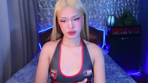 im your queen steffie online show from 06.19.26