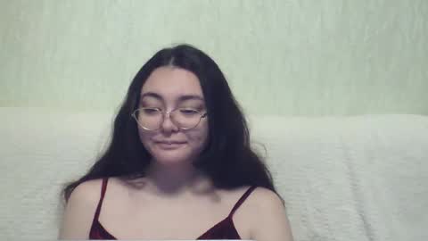 missis mona online show from 12.18.24