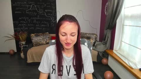 Snapshot of missis_sofiia chatting on 05.24.26 Sofia online show from 05.24.26