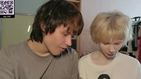 Snapshot of misska__ chatting on 05.20.26 BONYA online show from 05.20.26