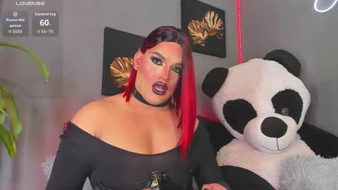 kassandra lazcano online show from 11.25.25