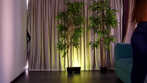 Snapshot of misskiarra chatting on 02.19.25 misskiarra online show from 02.19.25