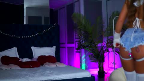 misskiarra online show from 02.07.26