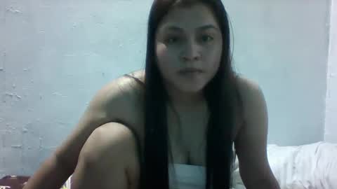 Snapshot of misskitty2xxx chatting on 01.02.25 Merry online show from 01.02.25