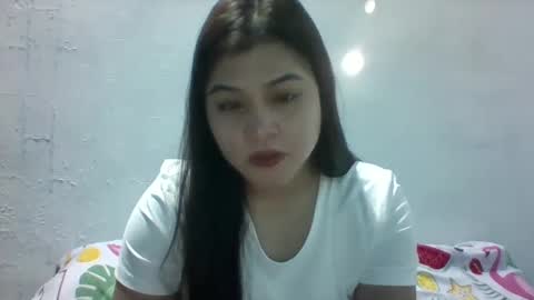 Snapshot of misskitty2xxx chatting on 02.15.25 Merry online show from 02.15.25