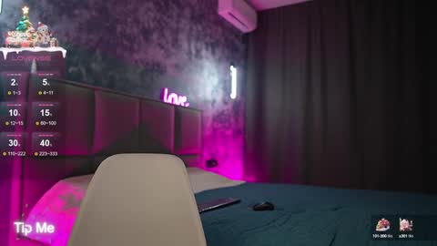 Snapshot of misskristel chatting on 12.25.24 misskristel online show from 12.25.24