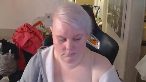 misslj90 online show from 04.16.26