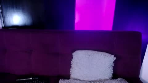 Miss Loise online show from 12.14.24