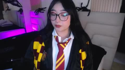 Miss Loise online show from 10.31.25