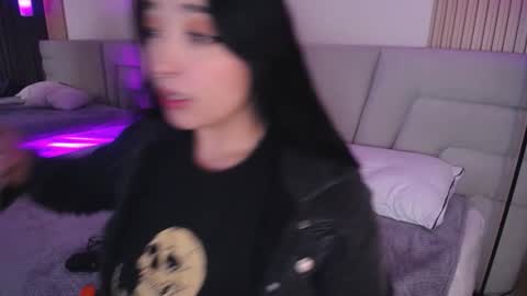 Miss Loise online show from 12.03.25