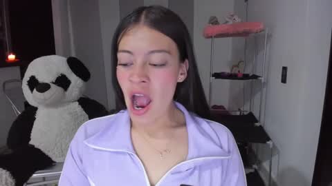 missloren333 online show from 03.11.25