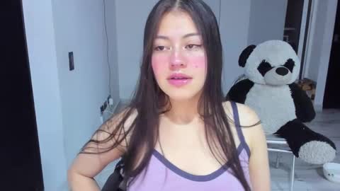 missloren333 online show from 11.04.25