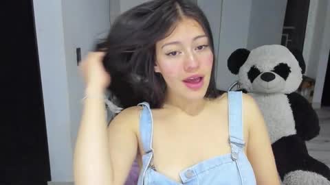 missloren333 online show from 11.06.25