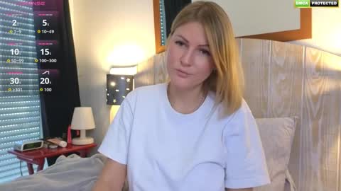 Misslucci online show from 11.30.25