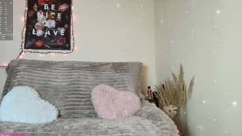  Vi  online show from 12.01.25