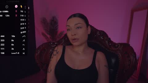 LUXXANDRA online show from 02.08.25