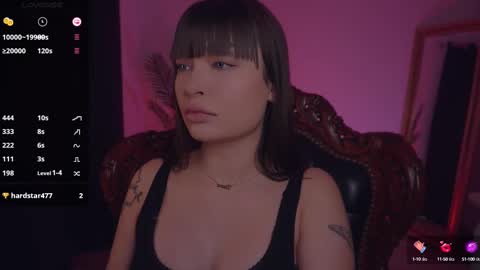 LUXXANDRA online show from 02.10.25